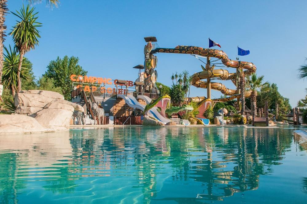 Camping & Spa Cap Soleil Vias Bagian luar foto